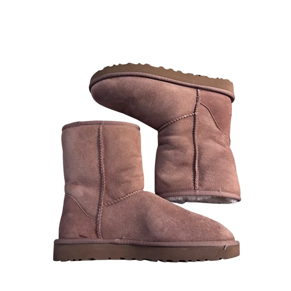 UGG Classic Short II‎ Chestnut Brown Suede Sheepskin Boots 1016223 Womens 9